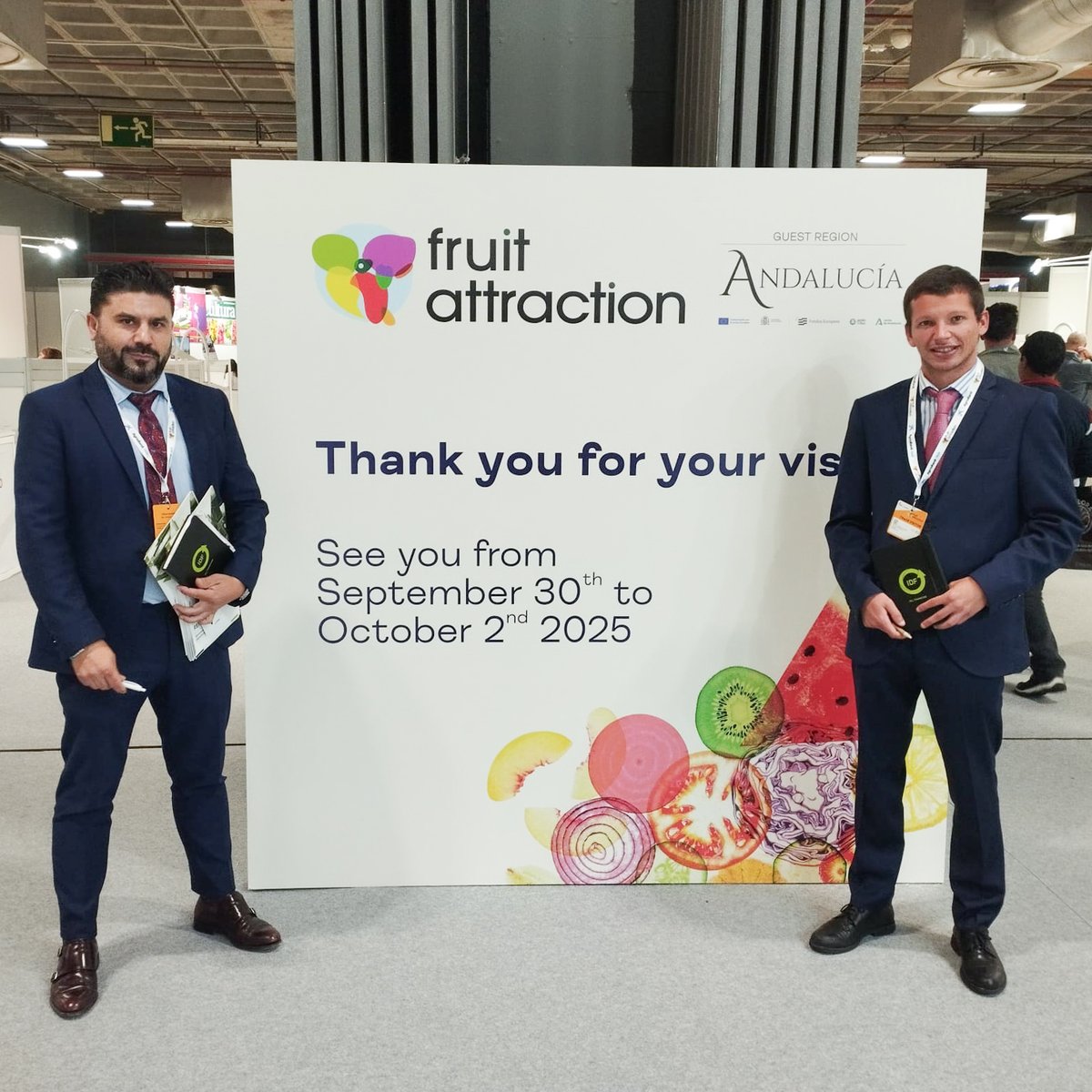 🍇 ¡Regresamos de #FruitAttraction2024!

Gracias a la participación de nuestros consultores, Carlos Higuero y Sergio González,  pudimos crear sinergias con empresas que comparten nuestra visión de futuro en el sector hortofrutícola, donde la #financiación juega un papel clave.