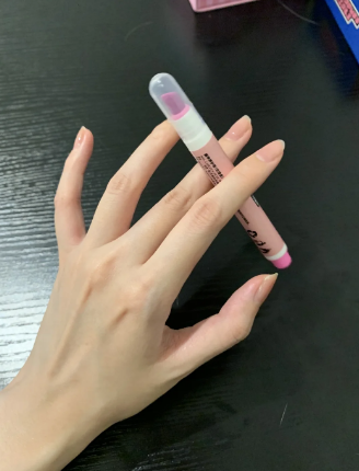 今週の休日はネイルをする予定です🤭