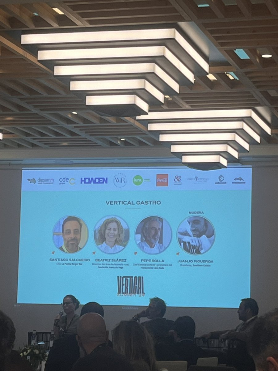 Primera conclusión del #verticalsummit24 
…el éxito es fracasar varias veces…
Disfrutando de la Mesa Redonda de #gastro
