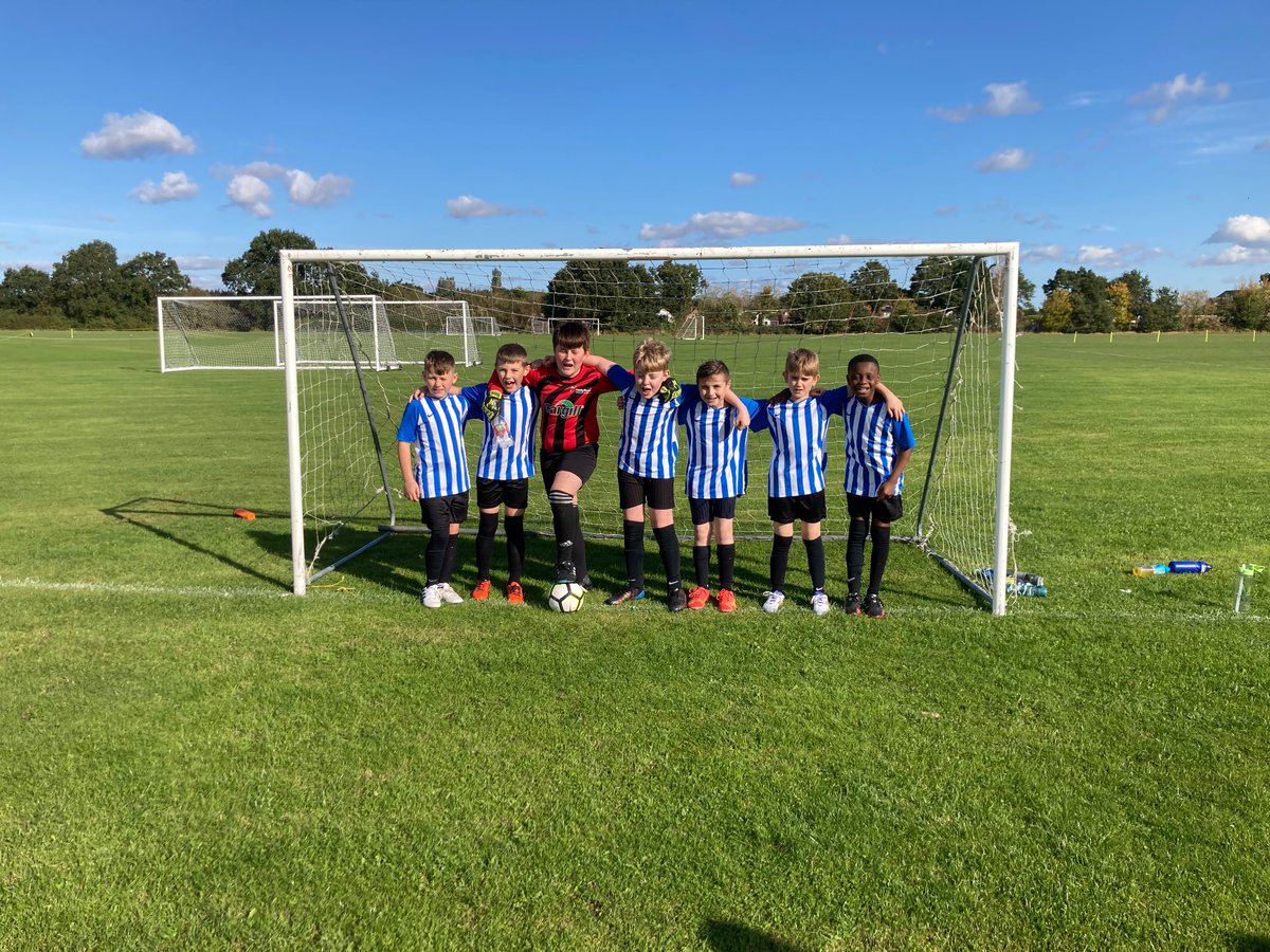 mr_robinson10's tweet photo. Our year 5/6 football teams displayed fantastic skill at the tournament , playing exceptionally well and showing great teamwork.
Despite facing tough competition, the players stayed resilient and motivated, supporting each other both on and off the field. 
@HaxbyRoad ⚽️ 🤝 🙌🏻 https://t.co/Mj5cem2LCI