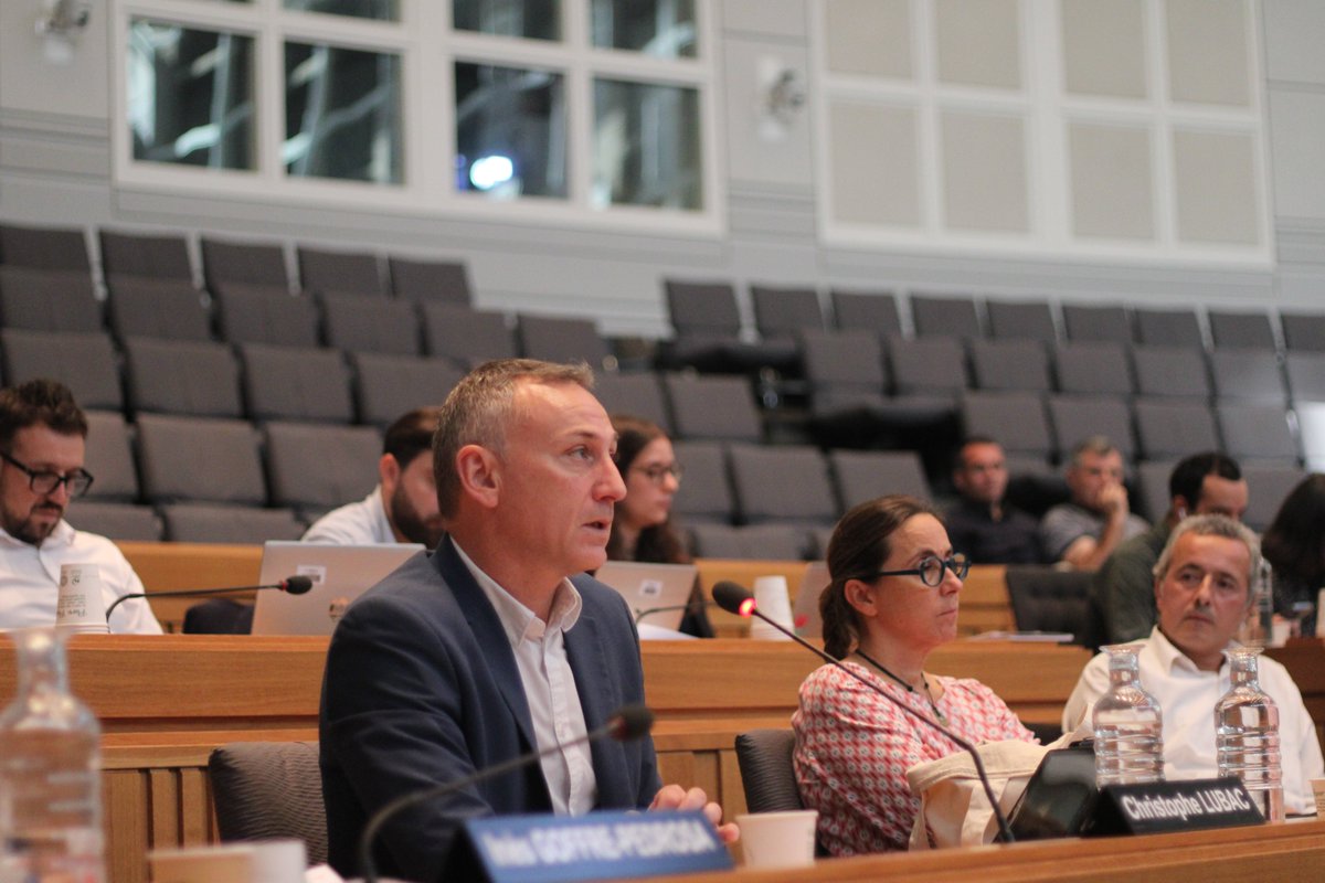 "Alors un chemin reste possible : celui d'un cessez-le-feu, de l'organisation d'une conférence de sécurité sous l'égide de l'ONU ainsi que la création d'un état palestinien car seul la création d'un État est en mesure de faire reculer le terrorisme." #SessionHG