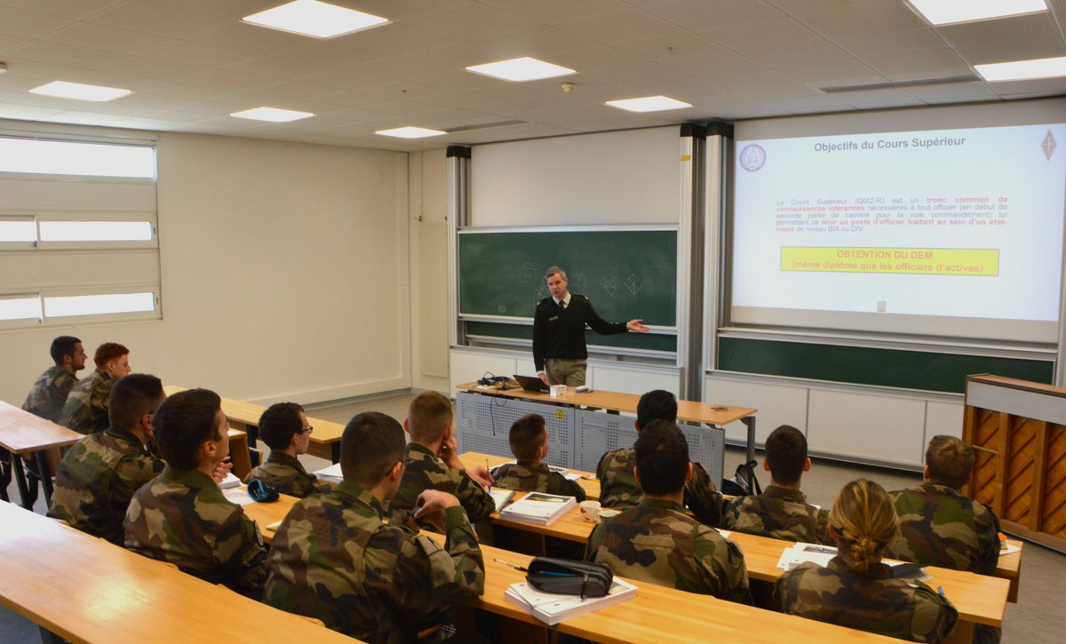 École polytechnique tweet media