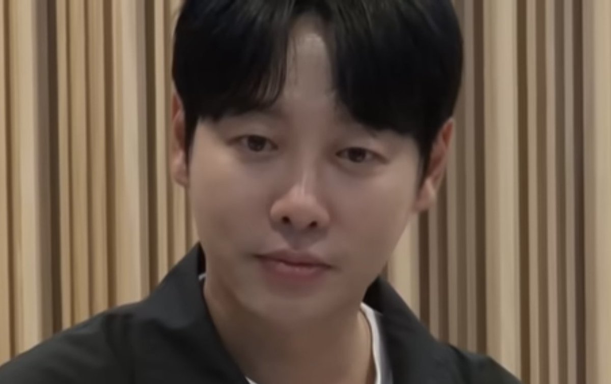 유브이방에서 얼굴 왤케 아기같이 나온거임 💙