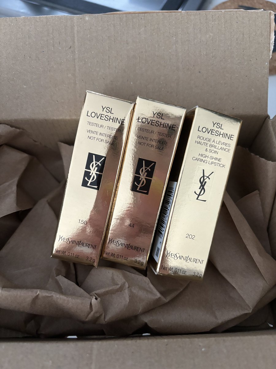 Paula Holmes tweet media