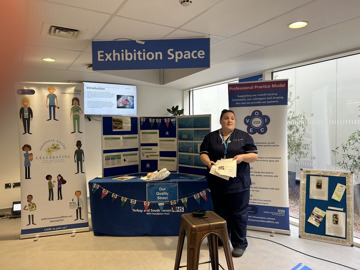 Becky Hudson (@beckhuds73) on Twitter photo Hannah presenting her wonderful development care VR project today - great to see innovation and technology supporting neonatal care <a href="/TorbaySDevonNHS/">Torbay and South Devon NHS Foundation Trust</a> <a href="/torbaymaternity/">torbaymaternity 💙</a> @swneonatal <a href="/TraceyDHardy/">Tracey Hardy</a> Hannah presenting her wonderful development care VR project today - great to see innovation and technology supporting neonatal care <a href="/TorbaySDevonNHS/">Torbay and South Devon NHS Foundation Trust</a> <a href="/torbaymaternity/">torbaymaternity 💙</a> @swneonatal <a href="/TraceyDHardy/">Tracey Hardy</a>