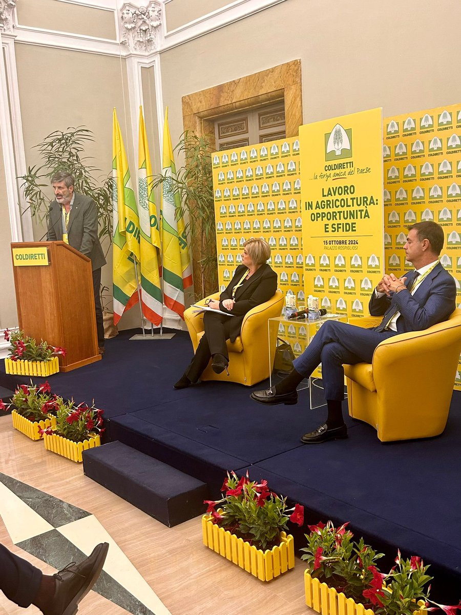 Intervenire sul contrasto al #caporalato significa difendere le tantissime aziende che operano nella legalità e applicano i contratti. Occorrono ispezioni mirate 

Giovanni Mininni, segretario generale <a href="/flaicgil/">Flai Cgil nazionale</a>