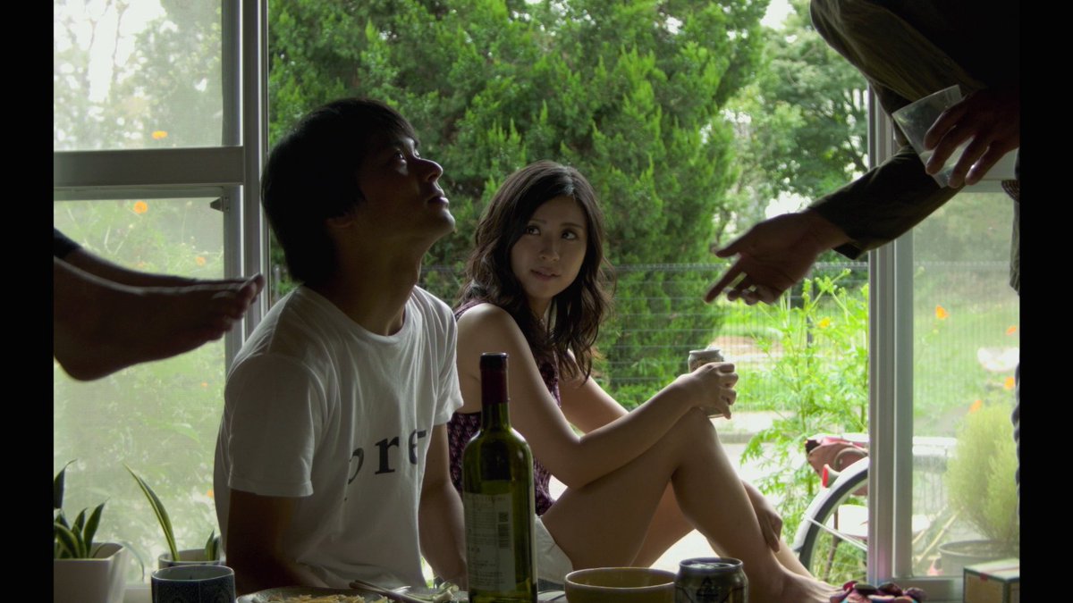 直近の上映のお知らせです🍕📼

10/27（日）はモヤウ(<a href="/cafe_moyau/">カフェモヤウ</a> )で『ヴィレッジ・オン・ザ・ヴィレッジ』＋『川でギャー！』と『ゾンからのメッセージ』を上映します。

どちらも架空の街を舞台にした映画です。日常と非日常の境界を揺蕩う不思議さや不気味さに包まれた2作。