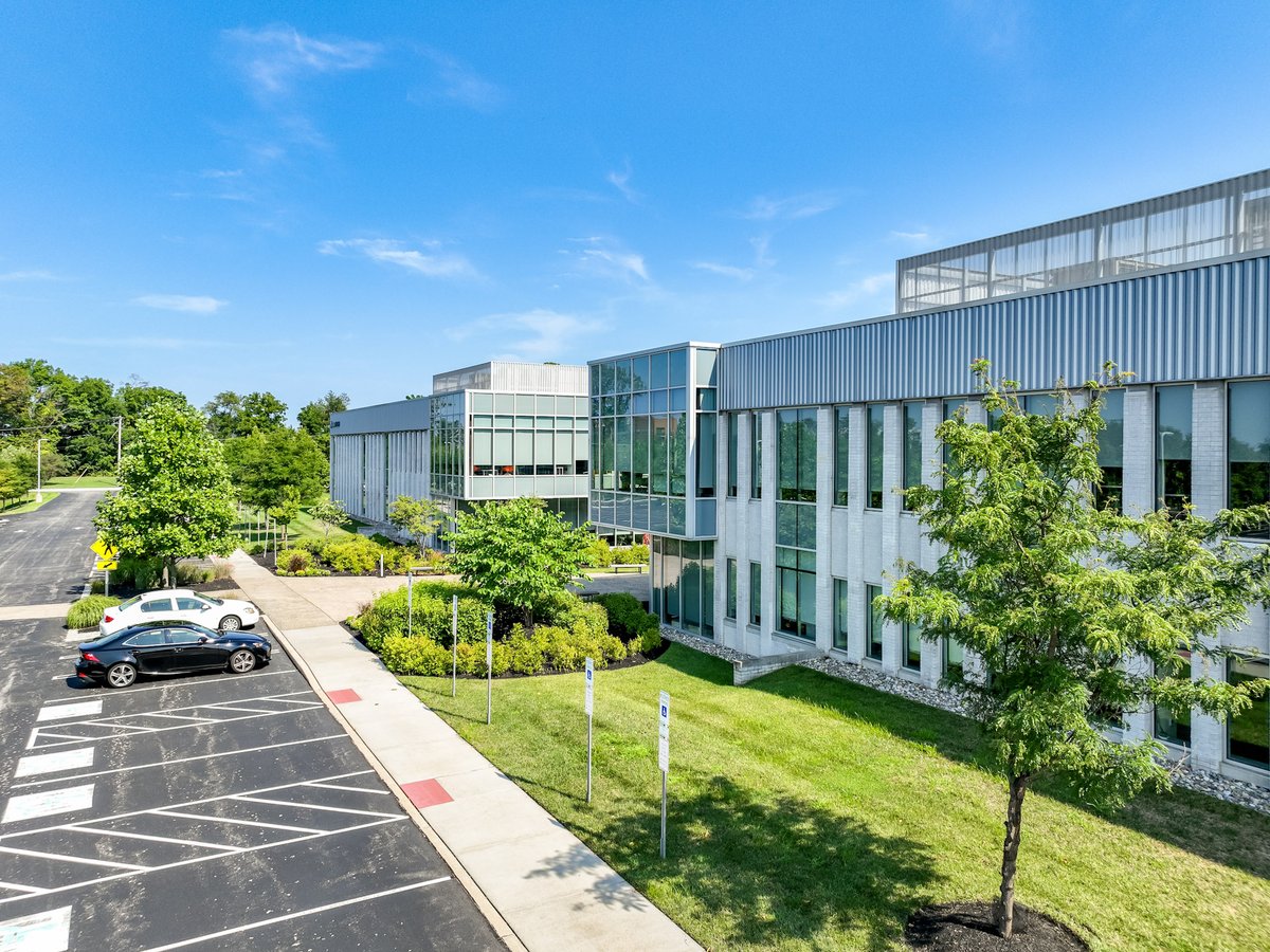 Blue Bell Business Address

Showcasing <a href="/Binswanger/">Lewis Binswanger</a>'s Blue Bell property through our lens 📸

Transform property showcases with CRE Worx Media's visual storytelling.

🌐 creworx.media

#CommercialRealEstate #OfficeSpace #PropertyMarketing #CREPhotography #CRE #Marketing
