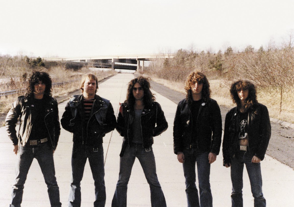 Still celebrating THE SPECTRE WITHIN era 🤘
Here's a throwback all the way to 1985.