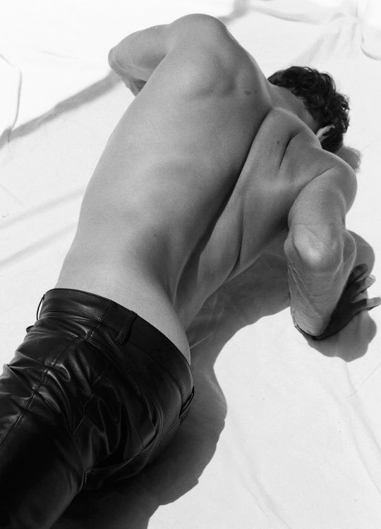 No Context Noir tweet media