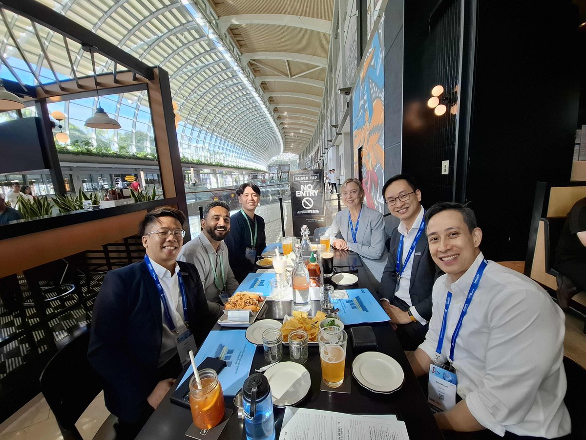 EclecticIQ's tweet photo. Our first day at @GovWare 2024! Honored and happy to connect with our partners and customers in person. The picture is team EclecticIQ having a great laugh over lunch with one of our partners Ensign InfoSecurity🥂. 

#govware #cybersecurity #govware2024 https://t.co/Wg6snI2DAO