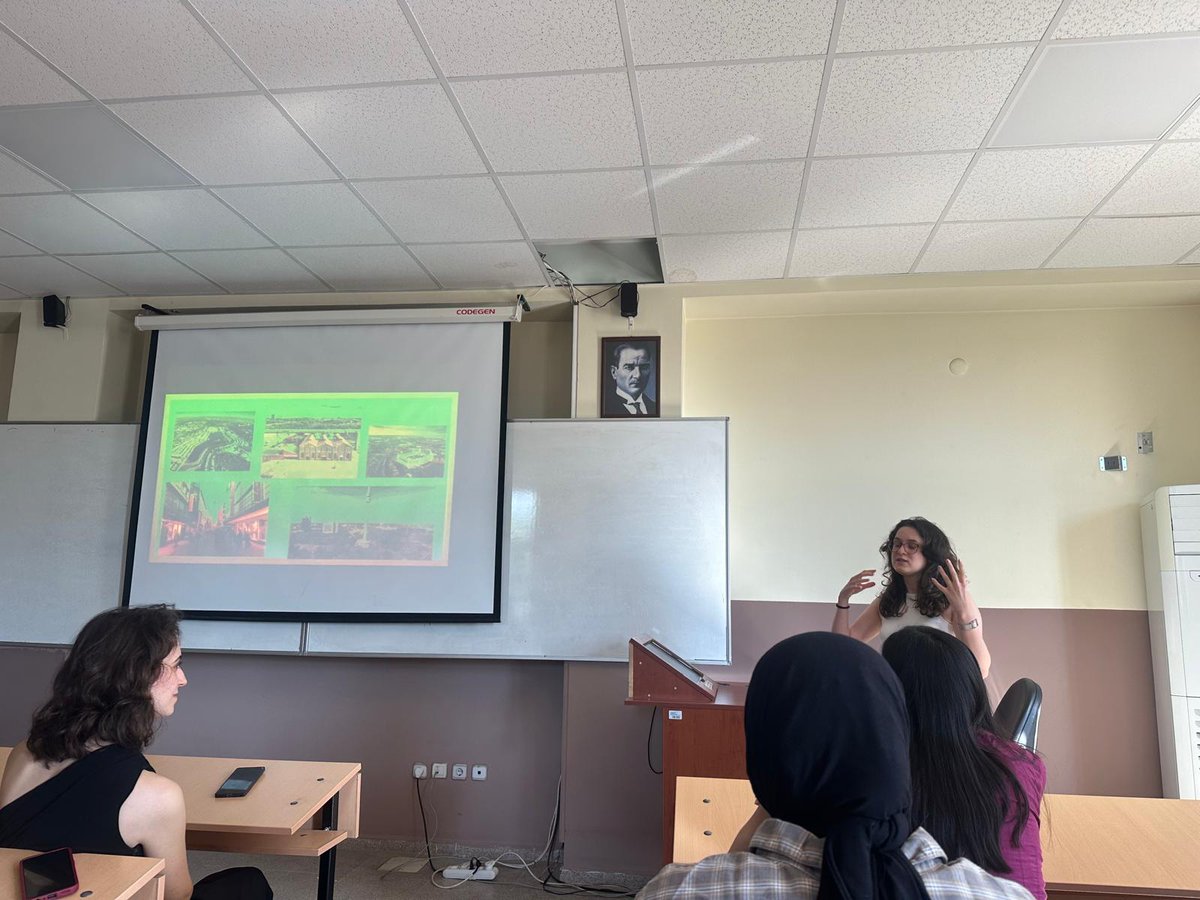 15 Ekim 2024 Salı günü saat 11.00’de  Sosyoloji Bölümü lisans öğrencisi Kübra Eren’in  “TU DORTMUND ERASMUS EXPERIENCES” başlıklı sunumu gerçekleşmiştir. #ErasmusDays@ulusalajans