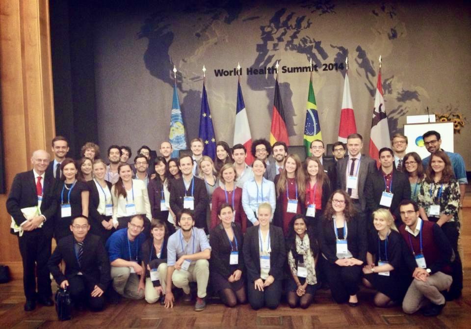 Diogo Martins (@dcorreiamartins) on Twitter photo Hard to believe itโs been 10 years since my first <a href="/WorldHealthSmt/">World Health Summit</a>.
In 2014, we were working hard to get health into the climate conversation ahead of COP20 - when 1,000+ people in Berlin felt like a crowd.
Now, the audience is 4,000+ strong, and the stakes are even higher. Hard to believe itโs been 10 years since my first <a href="/WorldHealthSmt/">World Health Summit</a>.
In 2014, we were working hard to get health into the climate conversation ahead of COP20 - when 1,000+ people in Berlin felt like a crowd.
Now, the audience is 4,000+ strong, and the stakes are even higher.