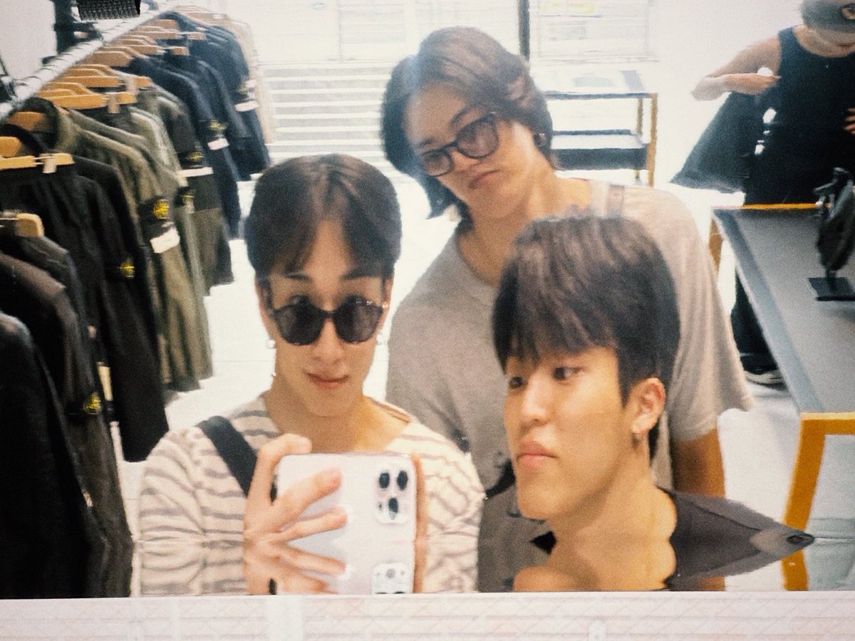 iksanpjw's tweet photo. Jeongwoo in Asahi’s weverse update! #박정우 https://t.co/N6DZ33VKGN
