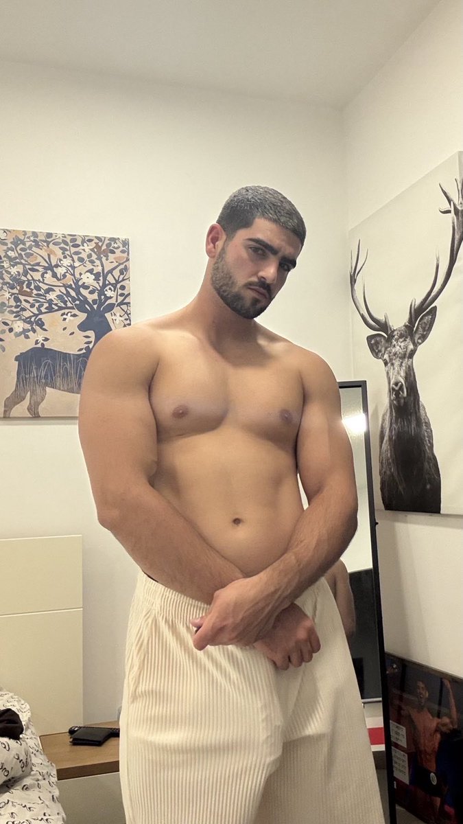 XAbuDom's tweet photo. It’s About time for you to get weak to me 🧎 https://t.co/26nZxYqy5I