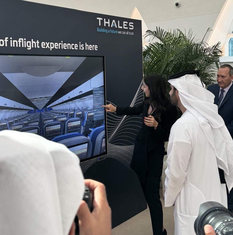 ThalesAerospace's tweet photo. ✈️ #Thales's partnership with @Emirates goes further. Together we are proud to be at the #AviationFutureWeek inaugural event in Dubai. We are honored to showcase the Future of Inflight Experience to His Highness Sheikh Mansoor bin Mohammed bin Rashid Al Maktoum. https://t.co/2xNIBhvItN