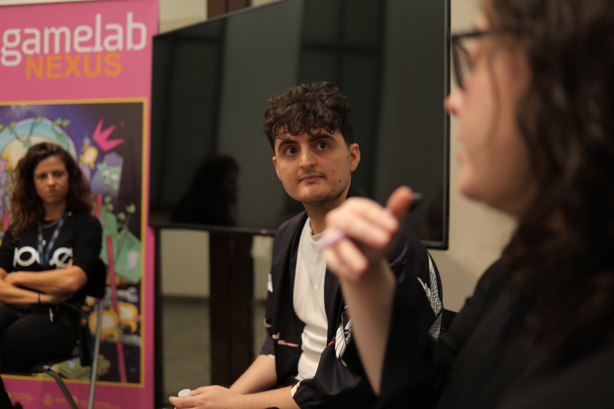 Debate enriquecedor sobre los recursos que faltan para ayudar a estudios emergentes. 

¿Qué opinas de las iniciativas actuales? 

[📷 Gamelab #NexusMalaga]