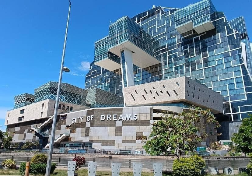 ThinakaranLK's tweet photo. 🔴 சுமார் 1.2 பில்லியன் செலவில் City Of Dreams நட்சத்திர ஹோட்டல் திறப்பு
மேலதிக விபரம் >>> https://t.co/Hb6HyyuUGq
#JohnKeells #CityOfDreamsHotel #Colombo #JohnKeellsGroup #LuxuryColomboHotel #Thinakaran #SriLanka #LKA #SL https://t.co/yAMnYxoGrt