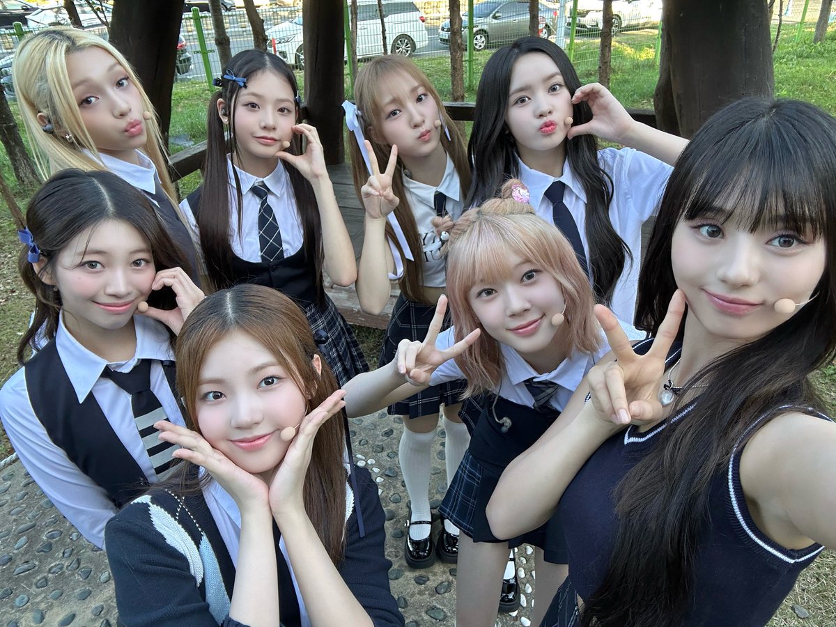 [📸]

#241015

✔ SBS MTV '더쇼 가을소풍 in 금산’ 완료 🌟

🫶금산까지 와준 엡떠들 고마워요🫶
💙유니스의 원동력은 엡떠💙

#THESHOW #더쇼
#UNIS #유니스
#UNI_Story