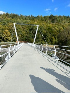 Resuming our #TourdeRegions in Slovakia, this time in  the Žilina region. Located in northern Slovakia with 688ths. inhabitants, it consists of 11 districts. As a good project example, ERDF supported the reconstruction of a bridge for cyclists with 3.6mil. <a href="/ZEKvSR/">Európska komisia v SR</a> <a href="/EUinmyRegion/">EUinmyRegion🇪🇺</a>