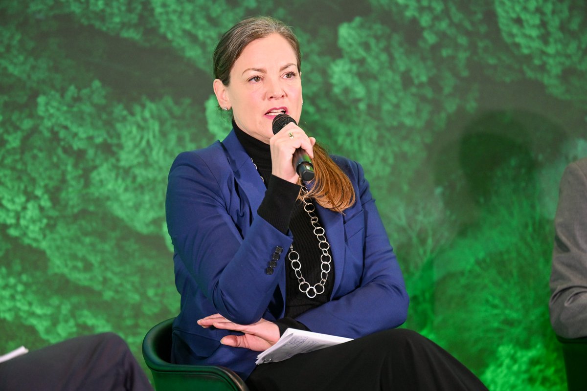 BDI (@der_bdi) on Twitter photo Der Wakeup-Call 📣 für den Industriestandort und die Lage der Unternehmen ist nicht zu überhören, jetzt muss es an die Umsetzung gehen, sagt <a href="/kerstin_rippel/">Kerstin Maria Rippel</a>, Hauptgeschäftsführerin von <a href="/stahl_online/">Wirtschaftsvereinigung Stahl</a>, beim #Klimakongress. #Transformationspfade Der Wakeup-Call 📣 für den Industriestandort und die Lage der Unternehmen ist nicht zu überhören, jetzt muss es an die Umsetzung gehen, sagt <a href="/kerstin_rippel/">Kerstin Maria Rippel</a>, Hauptgeschäftsführerin von <a href="/stahl_online/">Wirtschaftsvereinigung Stahl</a>, beim #Klimakongress. #Transformationspfade