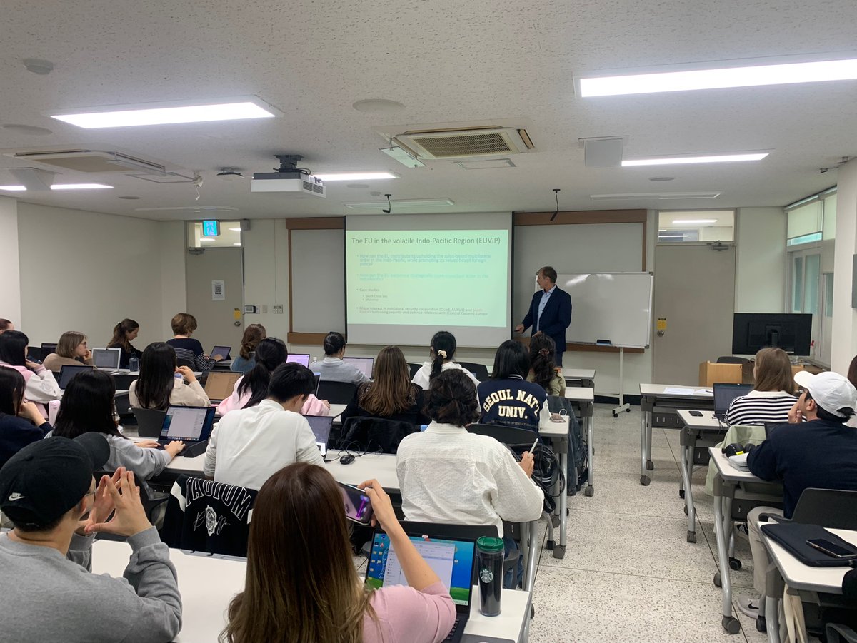 EUVIP_project (@euvip_project) on Twitter photo ๐ฌ๐Our <a href="/EUVIP_project/">EUVIP_project</a> member <a href="/AlfredGerstl/">Alfred Gerstl</a> delivered an engaging lecture to 50 students at the Graduate School of International Studies at <a href="/SeoulNatlUni/">Seoul National University</a>.
It was a fruitful collaboration, paving the way for an even stronger partnership with SNU through the Erasmus+ program! ๐ ๐ฌ๐Our <a href="/EUVIP_project/">EUVIP_project</a> member <a href="/AlfredGerstl/">Alfred Gerstl</a> delivered an engaging lecture to 50 students at the Graduate School of International Studies at <a href="/SeoulNatlUni/">Seoul National University</a>.
It was a fruitful collaboration, paving the way for an even stronger partnership with SNU through the Erasmus+ program! ๐