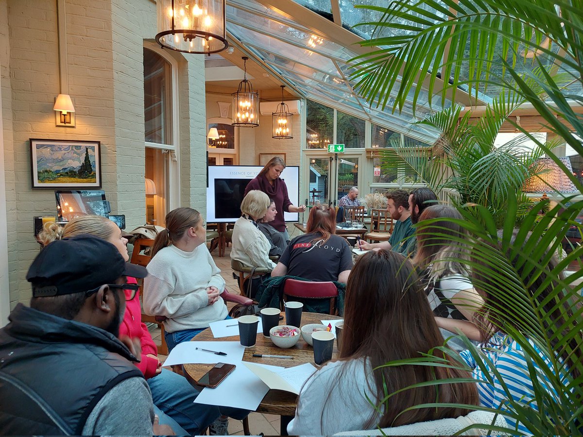 thelibertineBH4's tweet image. 9 days to go!
We're into single digits and with that we've got our team together to train all things beer, wine, cocktail and food 

#newpub #incoming #teamtraining #youngspubs #youngspubspeople