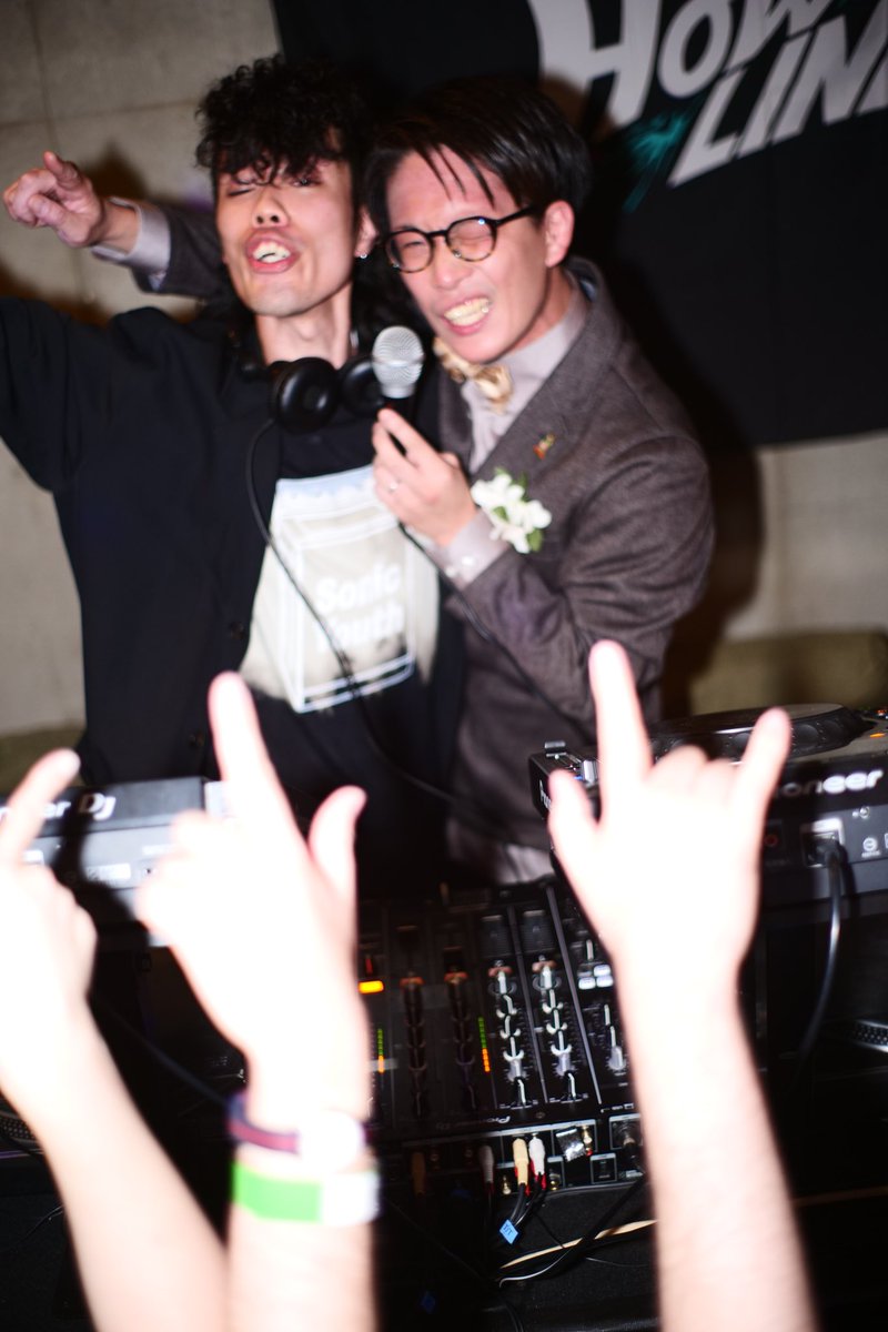 pellucid_night's tweet photo. 先日はチンタオ&amp;かなめちゃんの結婚パーティ #WALK2 でスタッフ&amp;DJでした💐

関係性を一言で言い表せないほど誰よりも長く濃い時間を共に過ごしてるからこそ、こんな素敵なパーティに携われたことがとても嬉しい。
2人の未来に幸あれ！

📷 : @kaikiak_ https://t.co/nRbw2cQAvo