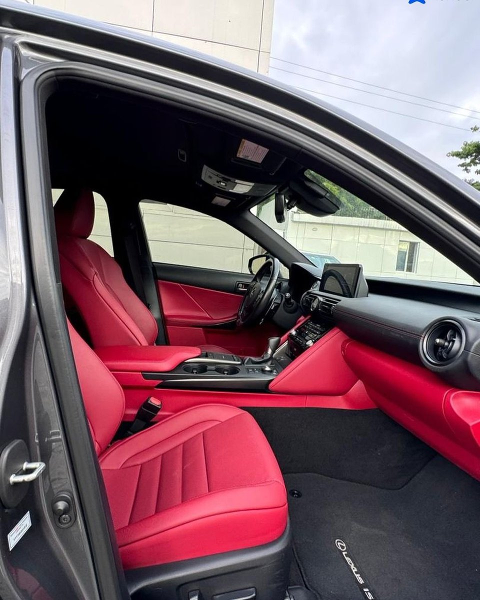 echidiimemotors's tweet image. 𝕏𝘛𝘩𝘦 2023 LEXUS IS500 GREAT EDITION 
(ғᴏʀᴇɪɢɴ ᴜsᴇᴅ)🪶
Ọ𝘯ụ 𝘢𝘩ị𝘢:₦73,500,000🪶
𝘞𝘦 𝘢𝘤𝘤𝘦𝘱𝘵 𝘱𝘢𝘺𝘮𝘦𝘯𝘵 𝘪𝘯 𝘉𝘪𝘵𝘤𝘰𝘪𝘯🪶
𝘈𝘬𝘸ụ𝘳ụ ụ𝘨𝘸ọ ọ𝘳ụ 𝘰𝘮𝘦𝘯𝘢𝘭𝘢🛃🪶𝘋𝘗:01-7597𝘋𝘓𝘈🪶
𝘙𝘊:1694472🪶 
🚏 🏪:echidiimecov🪶
𝘏𝘰𝘸 𝘵𝘰 𝘖𝘳𝘥𝘦𝘳: