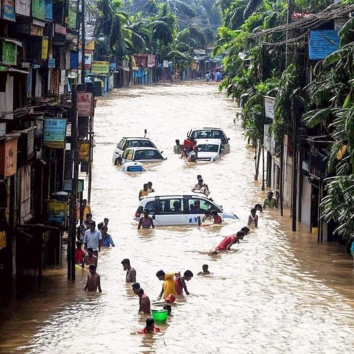 _deep_pk's tweet photo. Chennai is underwater again, but our spirit remains unbroken! 💪🌊 Let’s come together to support each other through this tough time. 🌍❤️ Share resources, offer help, and let’s rebuild stronger! #ChennaiFloods #TogetherWeStand #HelpChennai"
#ChennaiFloods #MKStalin #udaystalin https://t.co/93YnosKCQV