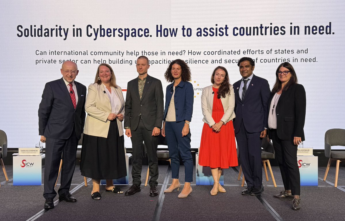 At the 🇪🇺🇵🇱 #SICW2024 side-event on 'Solidarity in Cyberspace', discussions focused on capacity building in crisis. 

How can the international community react to breaches of agreed rules and help those in need?

Panellists including Manon Le Blanc, <a href="/eu_eeas/">European External Action Service - EEAS 🇪🇺</a> Coordinator for Cyber