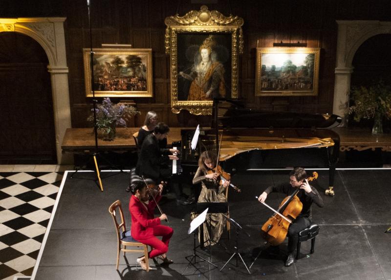 theartsdesk.com (@theartsdesk) on Twitter photo ★★★★ Musical dreams in marble halls <a href="/KaleidoChamber/">Kaleidoscope Chamber Collective</a> <a href="/HHChamberMusicF/">HHMusicFest</a> - <a href="/BoydTonkin/">Boyd Tonkin</a> enjoys stylish, agile playing in the grandest of frames theartsdesk.com/classical-musi… ★★★★ Musical dreams in marble halls <a href="/KaleidoChamber/">Kaleidoscope Chamber Collective</a> <a href="/HHChamberMusicF/">HHMusicFest</a> - <a href="/BoydTonkin/">Boyd Tonkin</a> enjoys stylish, agile playing in the grandest of frames theartsdesk.com/classical-musi…
