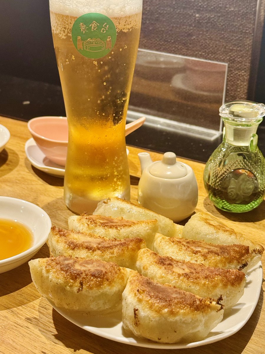 ssknmaster's tweet photo. 札幌で一二を争う餃子屋"キリン"の元店長が営む中華居酒屋。流石に最高過ぎたな…。 https://t.co/uzaDdNPL4P