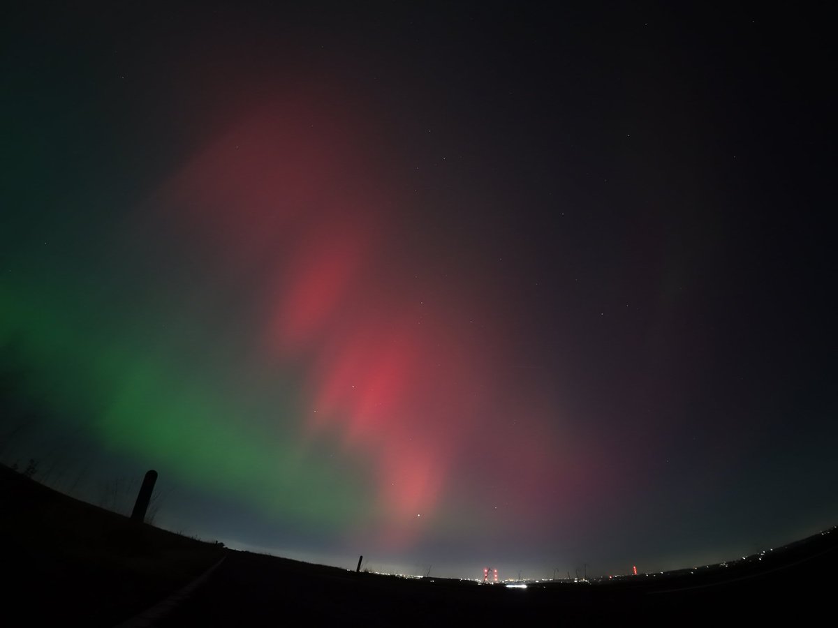 rushandy's tweet image. Crazy auroras over the UK last week.

A first for me, I've been aurora chasing for years.

I was very excited to witness them first hand, but it left me with a very ominous feeling indeed.

@EthicalSkeptic