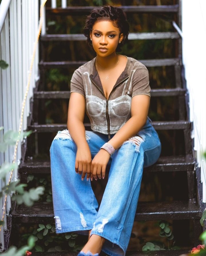 Victoria the pretty Queen 👑👑👑👑 🙌🙌 After you nah you 🔥 

VICTORIA THE STANDARD 
 VICTORIA THE YARDSTICK    

#VictoriaOnyenwere 
#VikingsXVictoria