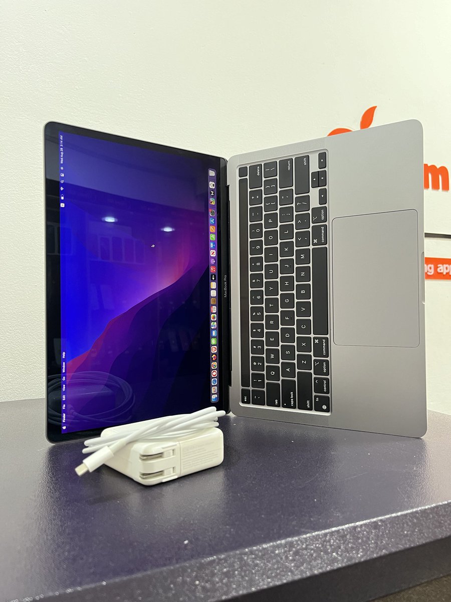 ItemsGh's tweet photo. 2022 MacBook Pro m2 8/256GB
Location: Awoshie 
Call/WhatsApp/iMessage: 0542865329 https://t.co/ZurFlTiyHE