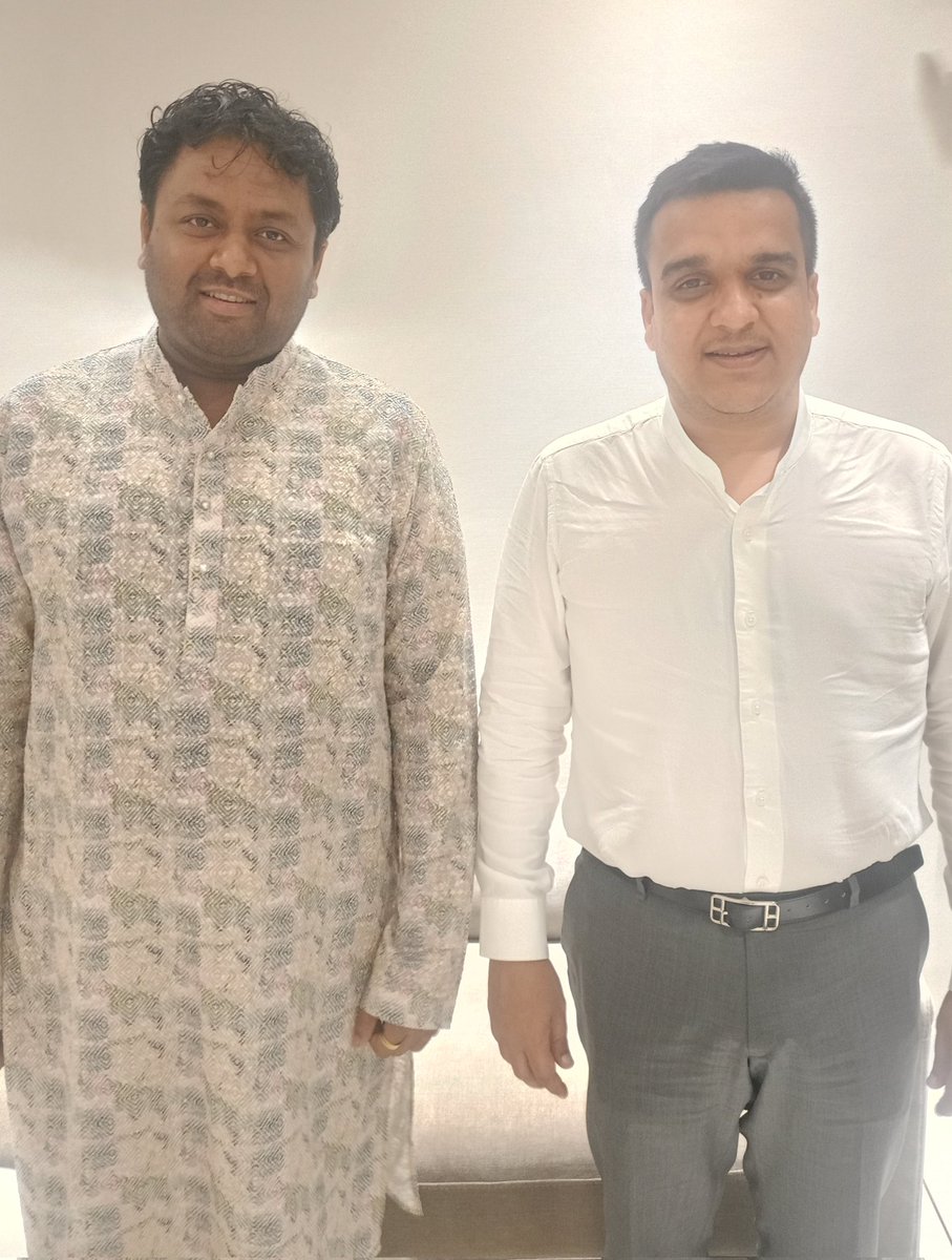 ankitatIIMA's tweet image. 💥Glad to meet our dashing Home Minister @sanghaviharsh 

Jai Somnath 🔥