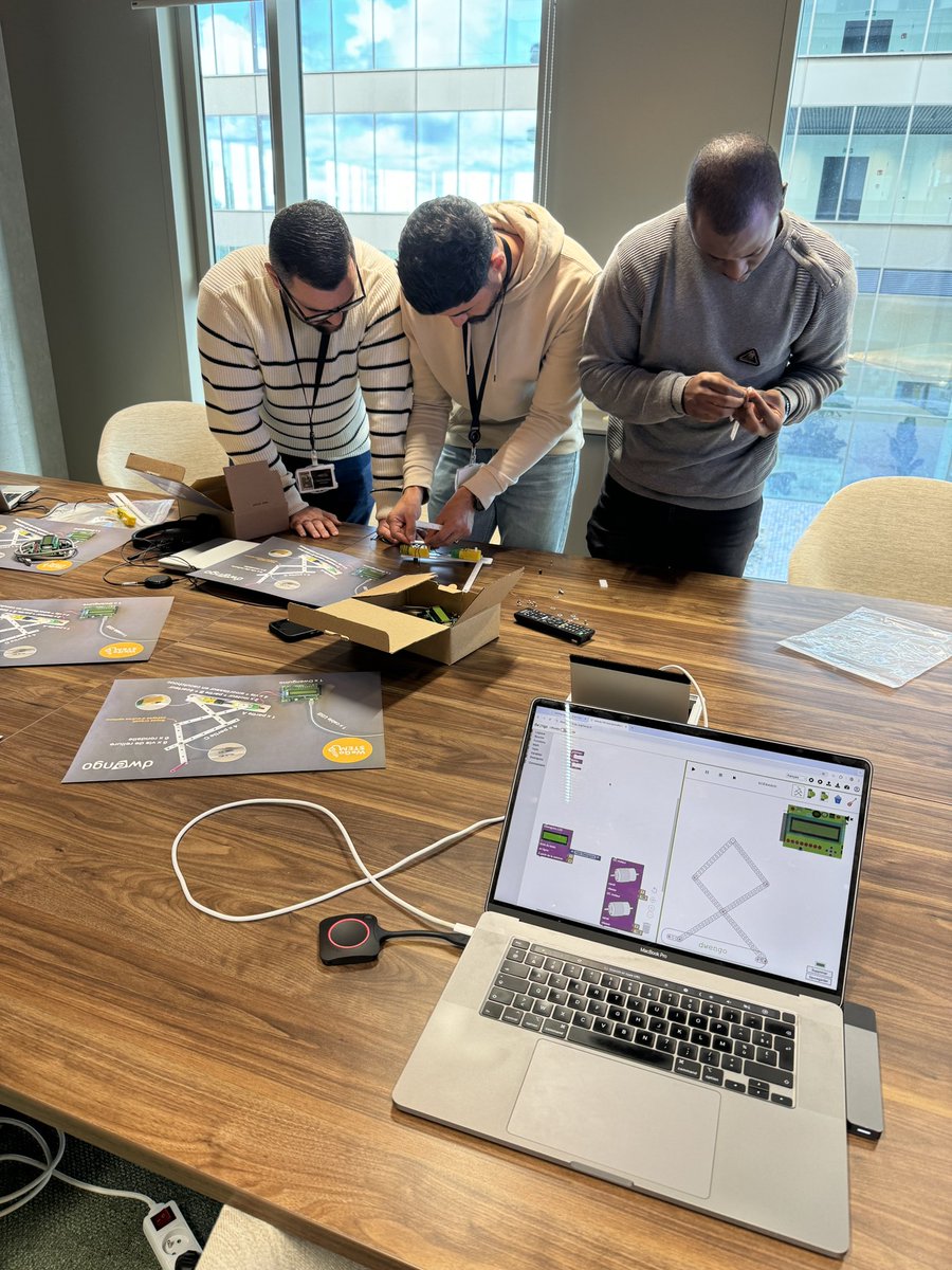 Nele Van Beveren (@nelevanbeveren) on Twitter photo On track voor een volgende #EUCodeweek versie van <a href="/WeGoSTEM/">WeGoSTEM</a>. Dikke merci aan <a href="/ICTS_KULeuven/">KU Leuven ICTS</a> en <a href="/Capgemini/">Capgemini</a> voor de enthousiaste vrijwilligers! Training aan hen geven vorige week was een plezier. <a href="/dwengo/">Dwengo vzw</a> On track voor een volgende #EUCodeweek versie van <a href="/WeGoSTEM/">WeGoSTEM</a>. Dikke merci aan <a href="/ICTS_KULeuven/">KU Leuven ICTS</a> en <a href="/Capgemini/">Capgemini</a> voor de enthousiaste vrijwilligers! Training aan hen geven vorige week was een plezier. <a href="/dwengo/">Dwengo vzw</a>