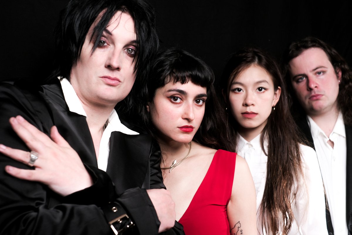 #BlackBordello drop visceral second album White Bardo

indie-music.co/2024/10/15/bla…