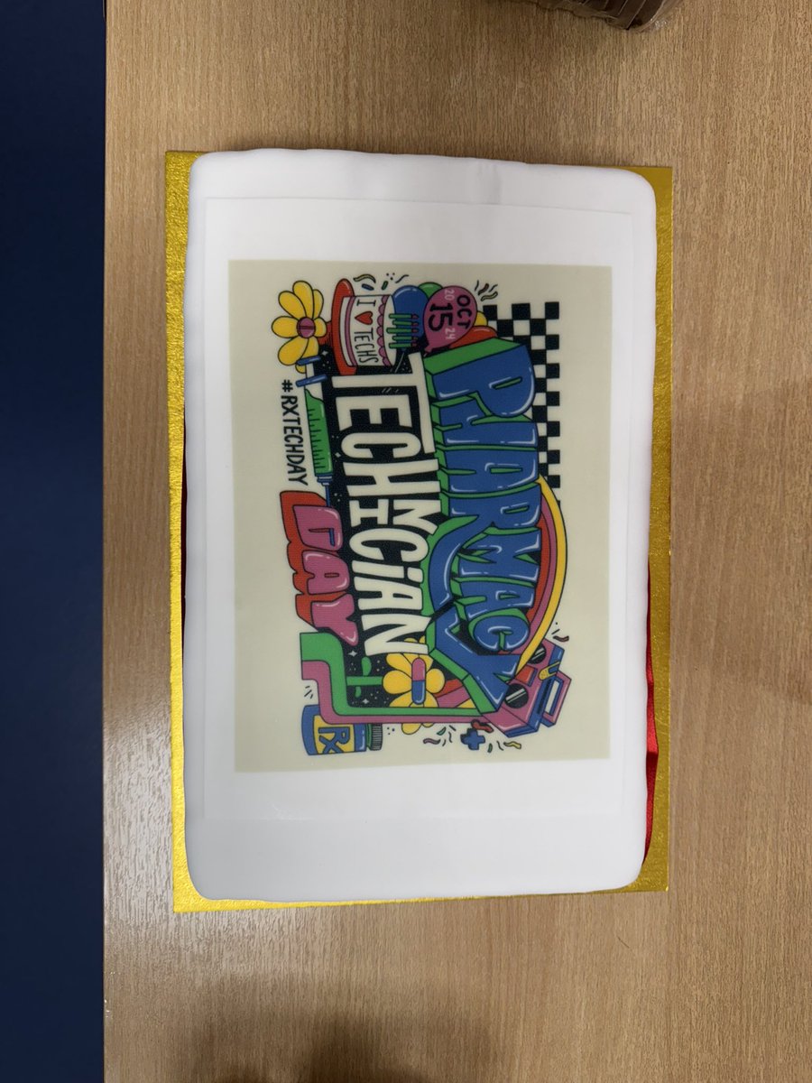 Celebrating all Technicians across <a href="/NHSGGCPharmacy/">NHSGGC - Pharmacy Services</a> on #PharmacyTechnicianDay especially the great team at PDC!!!!