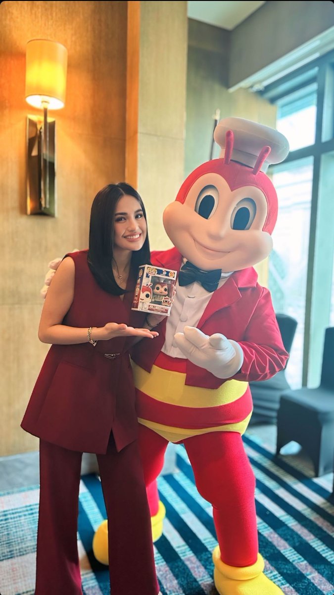 JAmantesPH's tweet image. .@MyJaps&apos; early private event for today: #DigiconRevolution2024 for @Jollibee ❤️

#JulieAnneSanJose