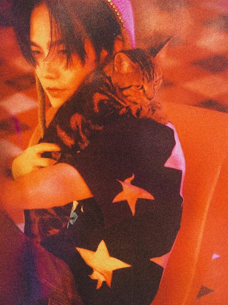 aluvebiu's tweet photo. #buildverse 𓍯𓂃𓏧♡ᥫ᭡.

"Trying new challenges is so much fun. The same goes for seizing opportunities. If you let them go, you may never be able to grab them again." 

- Biu, Photobook

જ⁀➴ #BuildJakapan  #Beyourluve @JakeB4rever https://t.co/uq9dmT7dXV