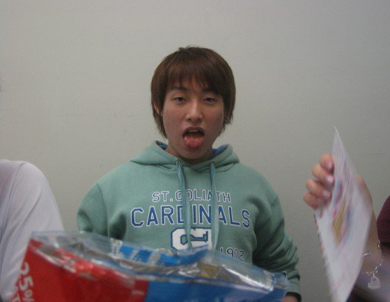 I’m 21.

Wait. No, I’m 35.

But 𝕏 made me feel 21 again.

So many thrills:
→ 0 to 1,000 fans in 69 days
→ $0 to $10k/mo in 72 days
→ Moving to a new country

Age is just a number.

Your real age lies in: