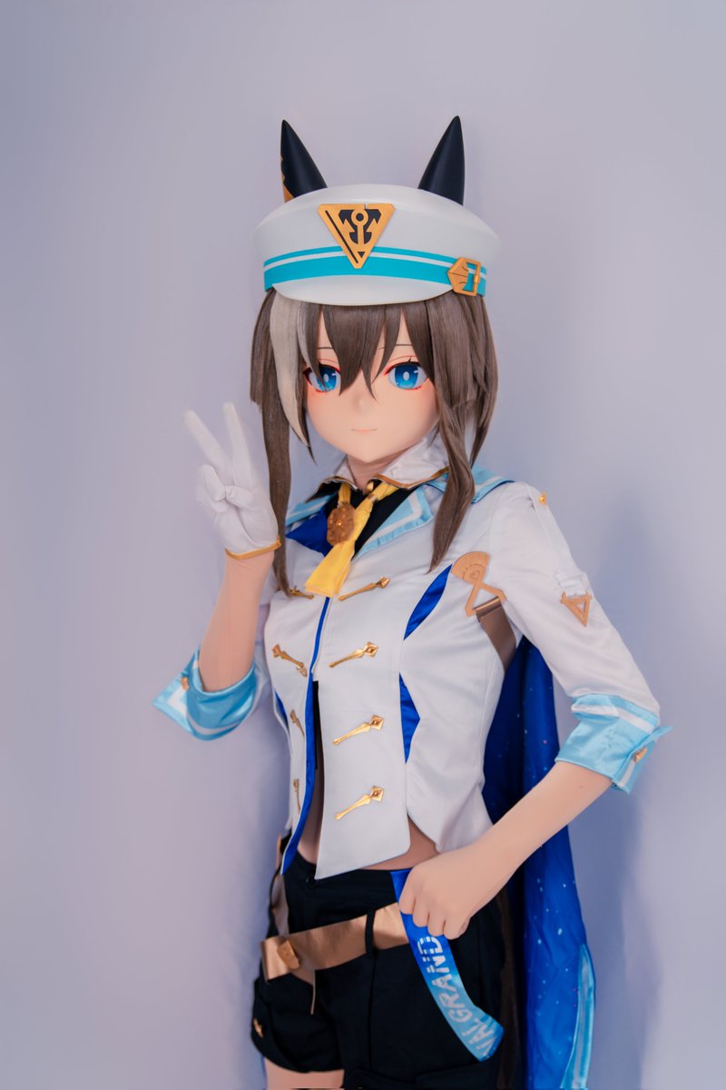 ArdemAristol's tweet image. 来还原一下【小开老师给我画的】✌🏻
#シュヴァルグラン
🎭@csh903649086
#kigurumi  #ウマ娘