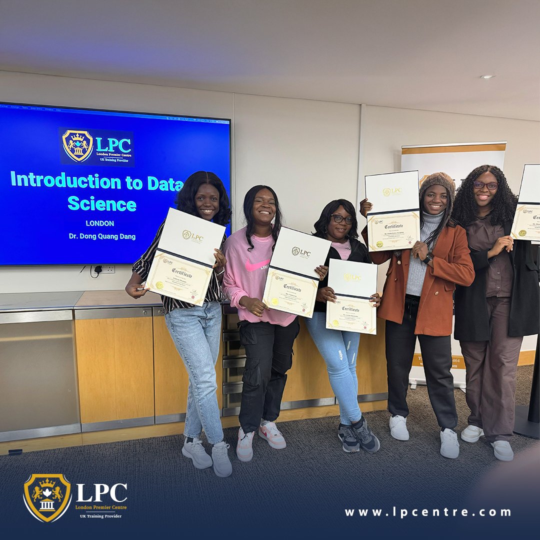 LondonLpc's tweet image. 🎉 Congrats to our amazing trainees for completing the &apos;Introduction to Data Science&apos; course! We&apos;re so proud of your hard work. Held in #London by LPC Training, it was a fantastic experience thanks to your commitment.

#DataScience #LPCTraining