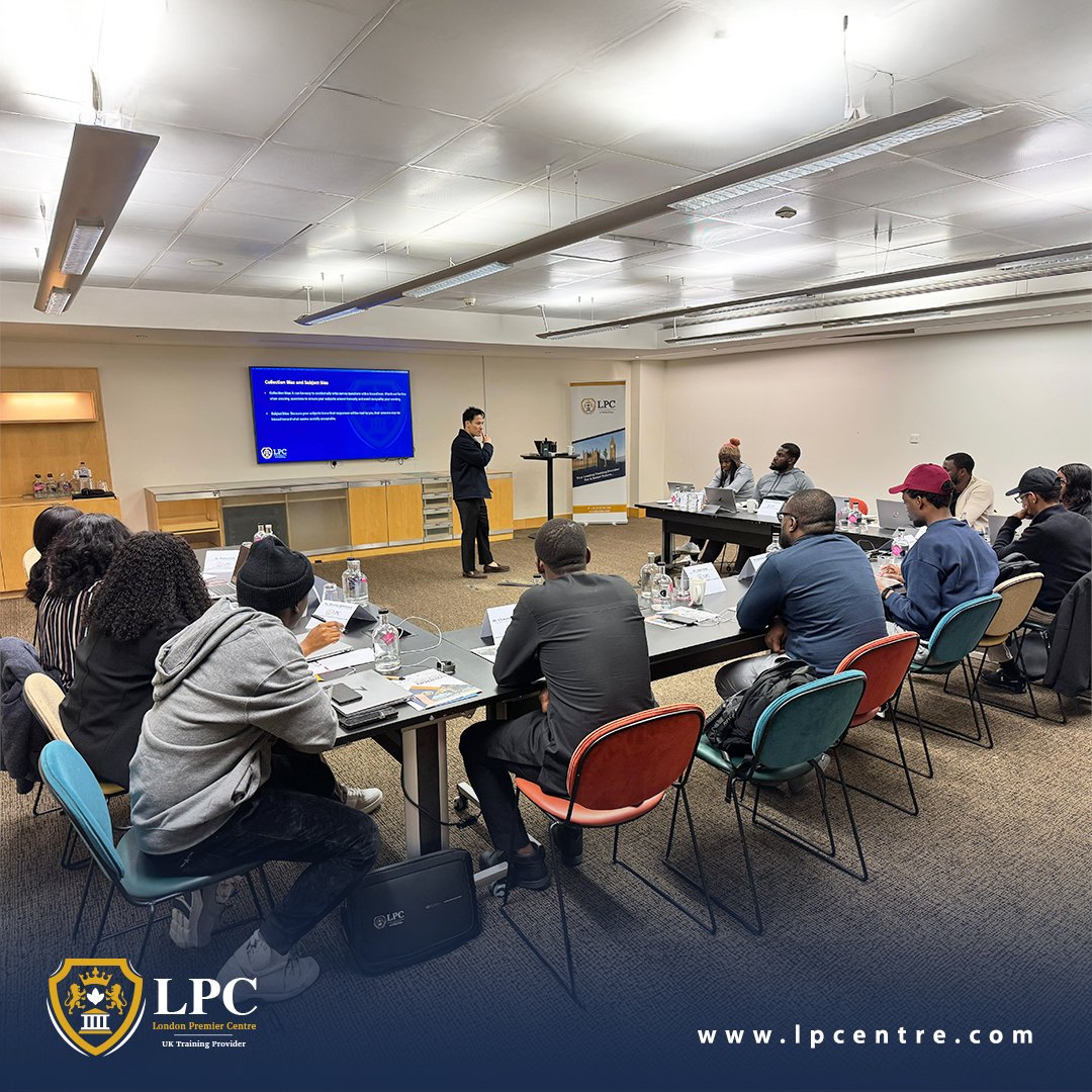 LondonLpc's tweet image. 🎉 Congrats to our amazing trainees for completing the &apos;Introduction to Data Science&apos; course! We&apos;re so proud of your hard work. Held in #London by LPC Training, it was a fantastic experience thanks to your commitment.

#DataScience #LPCTraining