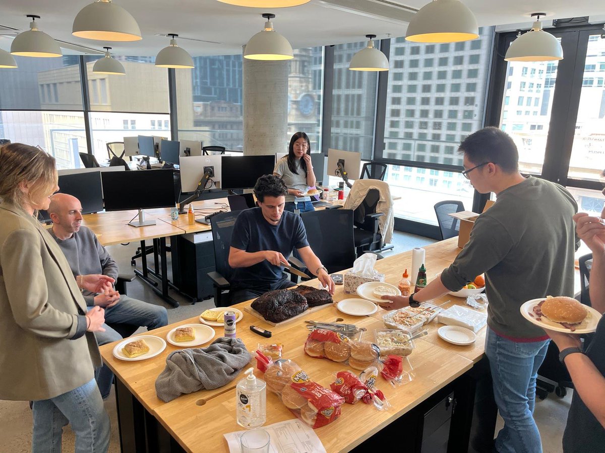 ClearRouteLtd's tweet image. We recently enjoyed a presentation and lunch about our profit-sharing scheme.

We have a profit share scheme in place because we believe when ClearRoute succeeds and grows, we will all should feel the benefits as a team. 

#Profitshare #WeWinTogether