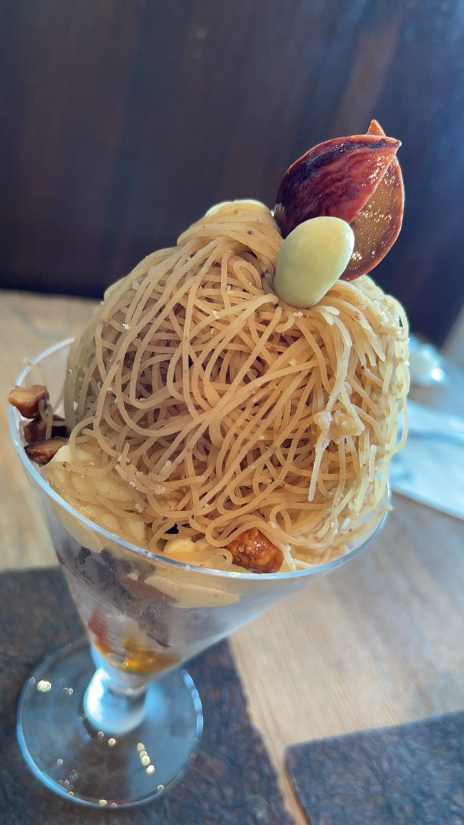 ibu__poke's tweet photo. @YAKINIKUtoUNI モンブランパフェがとっても美味しかったので🫶
参加失礼します🙇‍♀️ https://t.co/J0lZbZTRE0