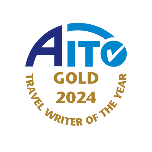And finally… the most anticipated award of the night! The Gold Travel Writer of the Year (Over 1,500 Words) goes to <a href="/elliefazan/">eleanor fazan</a> for her powerful article 'Single, pregnant and travelling,' featured on <a href="/Adventurecom/">Adventure.com</a>🎉🏆 Congratulations, Ellie! #TWOTY #TravelAwards #SriLanka
