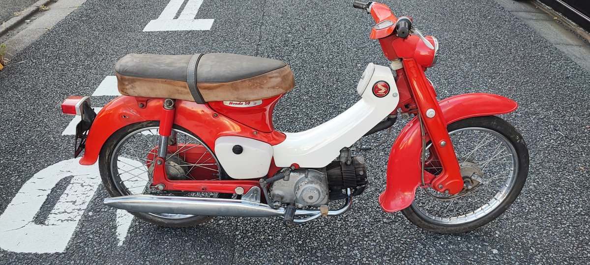 outstandingcom's tweet image. 販売予定の車両です。北米仕様のCA105に「スチューデント」キットが組まれた車両に見えますが不思議なことにフロントウインカーがありません。この車両についてご存じの方がいらっしゃいましたら是非教えてください。相当やれてますが新車（未走行）車両になります。#outstandingcom